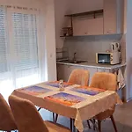 вълчеви Pensjonat 4*